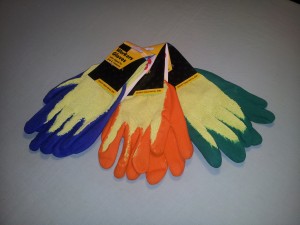 Grippy gloves for sweeping chimneys and flue liners